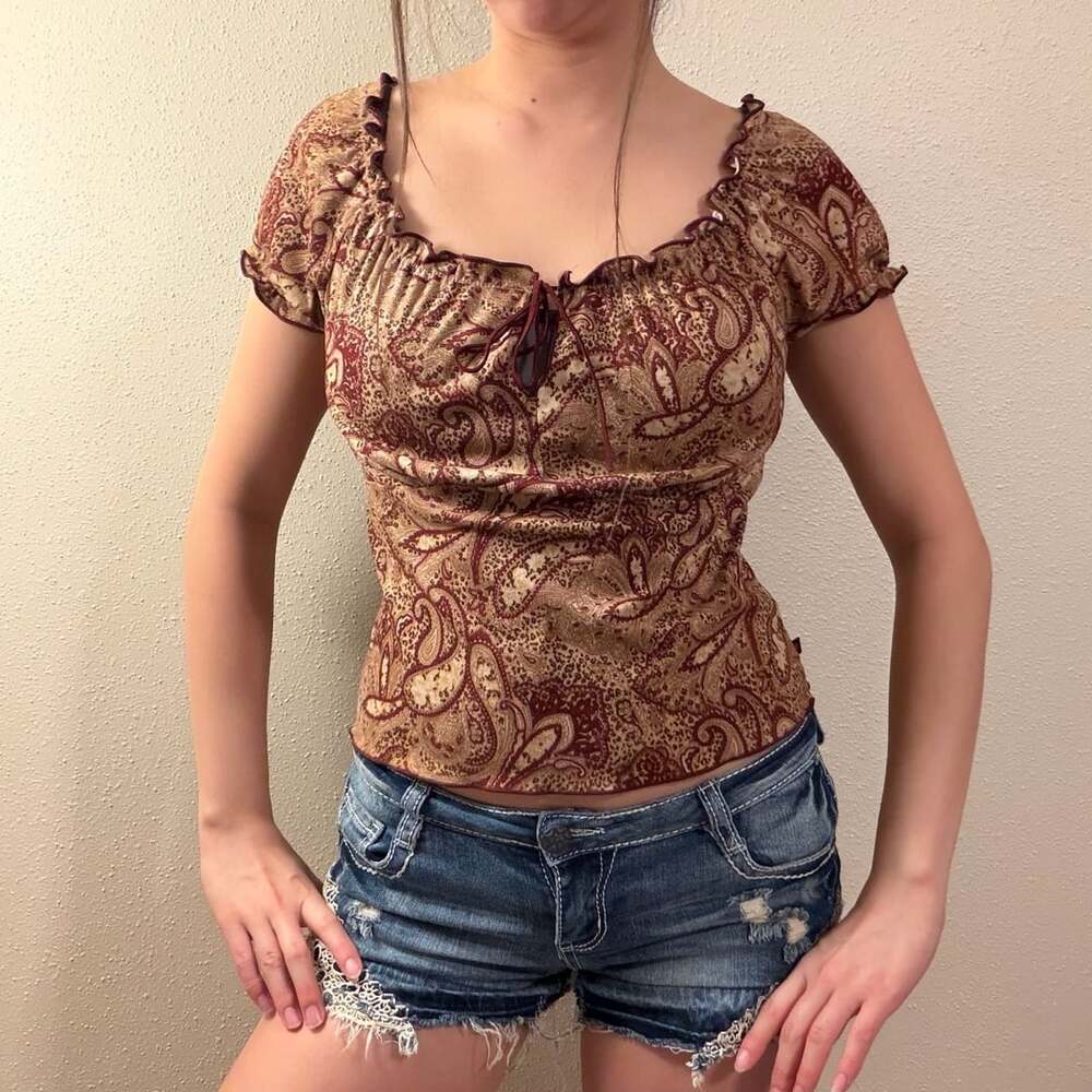 OE BOX Brown and Red Paisley Print Cap Sleeve Ruffled Top